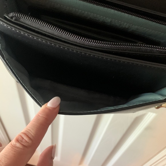 Pixie Mood Zoe Crossbody - Picture 4 of 6